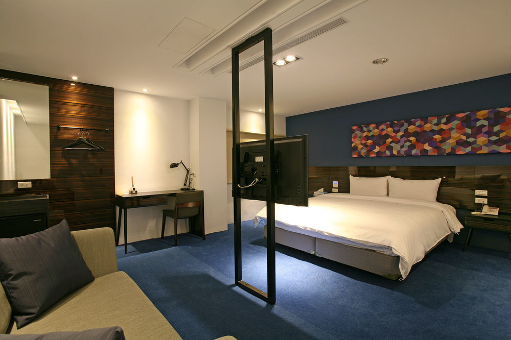 P&F Hotel Taichung Exterior foto